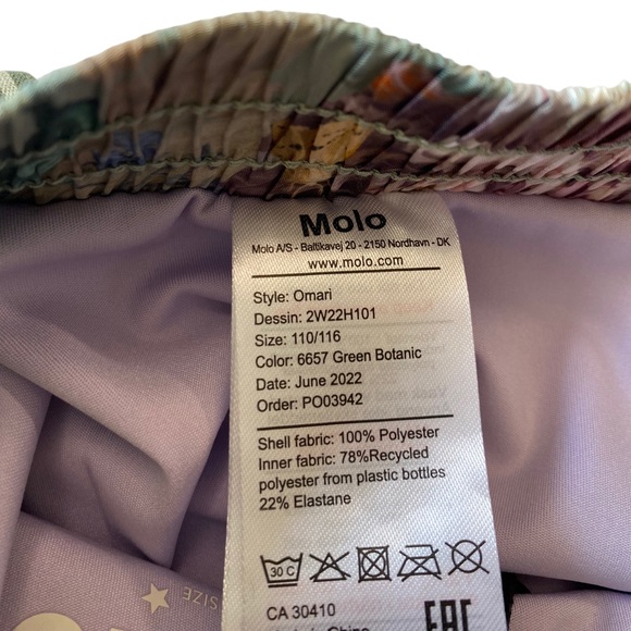 NWT Molo Omari Green Botanical Sports Shorts Size 6 - Picture 8 of 9